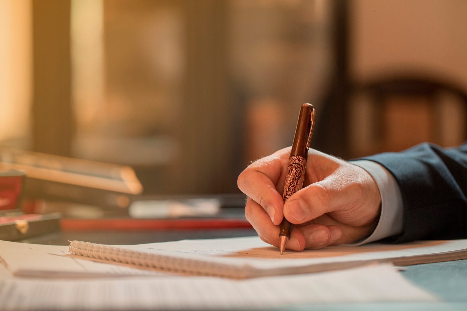 Zoho Empowers Small Businesses with Significant Upgrades to Bigin and Zoho Contracts